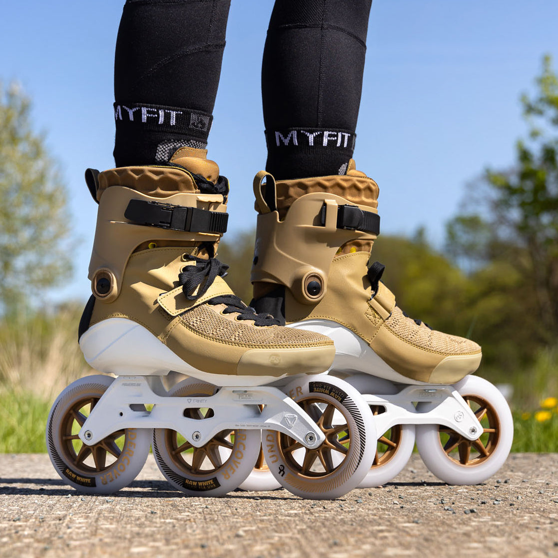 Powerslide Swell Gold 125 im Freien